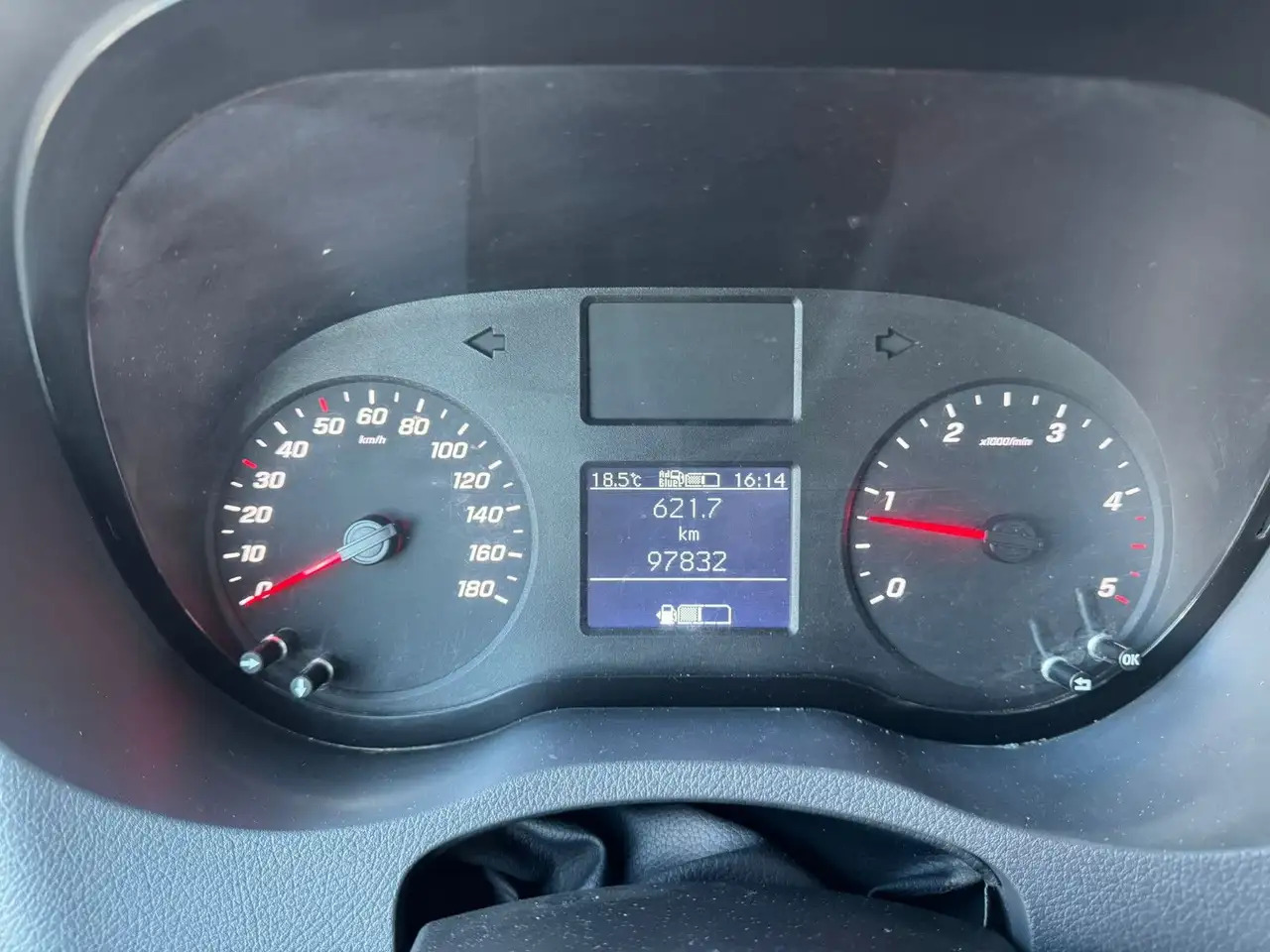 Mercedes-Benz Sprinter 317 CDI Lang DoKa Pritsche AHK 3,5t - Transportbil med flak, Dubbelhytt transportbil: bild 4 Mercedes-Benz Sprinter 317 CDI Lang DoKa Pritsche AHK 3,5t - Transportbil med flak, Dubbelhytt transportbil: bild 4