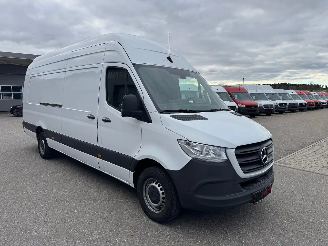 Mercedes-Benz Sprinter 317 CDI Maxi Lang Extralang XXL MBUX - Skåpbil: bild 2 Mercedes-Benz Sprinter 317 CDI Maxi Lang Extralang XXL MBUX - Skåpbil: bild 2