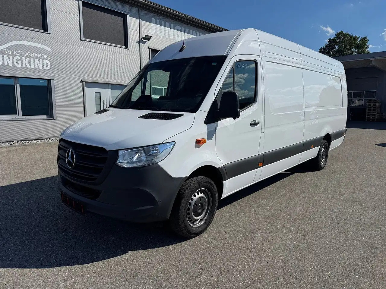 Mercedes-Benz Sprinter 317 CDI Maxi Lang XXL Extralang MBUX - Skåpbil: bild 1 Mercedes-Benz Sprinter 317 CDI Maxi Lang XXL Extralang MBUX - Skåpbil: bild 1