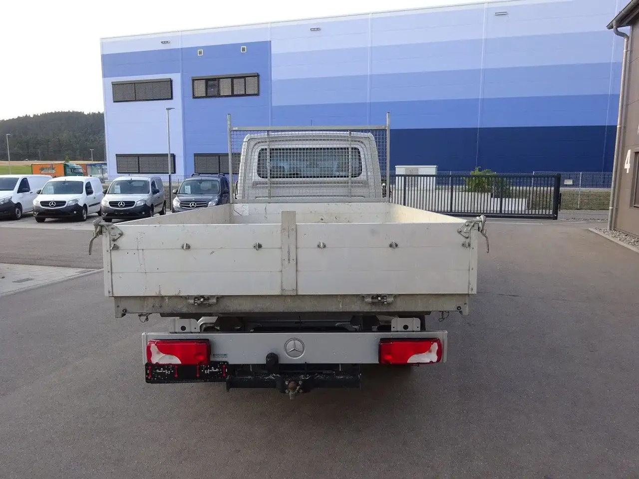Mercedes-Benz Sprinter 319 CDI DoKa Maxi Kipper AHK 2,8t - Transportbil med tippflak, Dubbelhytt transportbil: bild 4 Mercedes-Benz Sprinter 319 CDI DoKa Maxi Kipper AHK 2,8t - Transportbil med tippflak, Dubbelhytt transportbil: bild 4