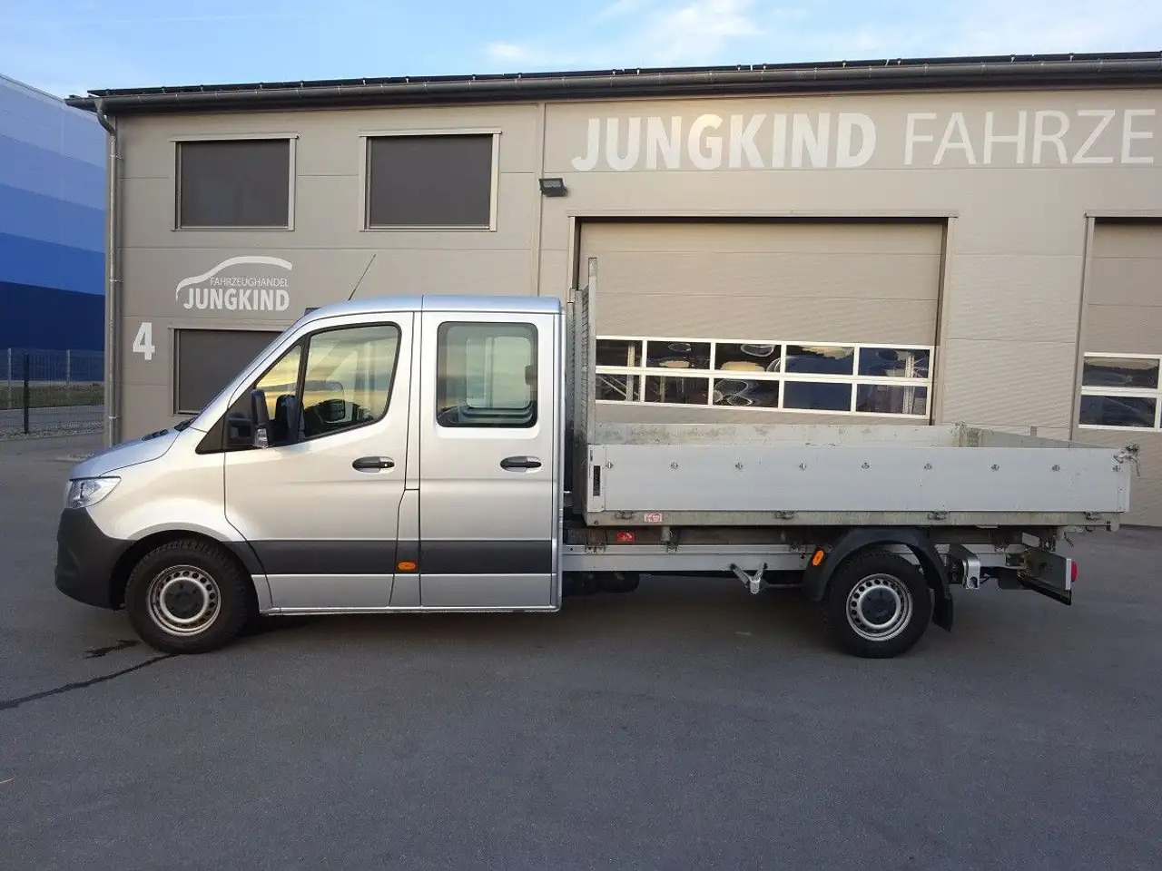 Mercedes-Benz Sprinter 319 CDI DoKa Maxi Kipper AHK 2,8t - Transportbil med tippflak, Dubbelhytt transportbil: bild 1 Mercedes-Benz Sprinter 319 CDI DoKa Maxi Kipper AHK 2,8t - Transportbil med tippflak, Dubbelhytt transportbil: bild 1