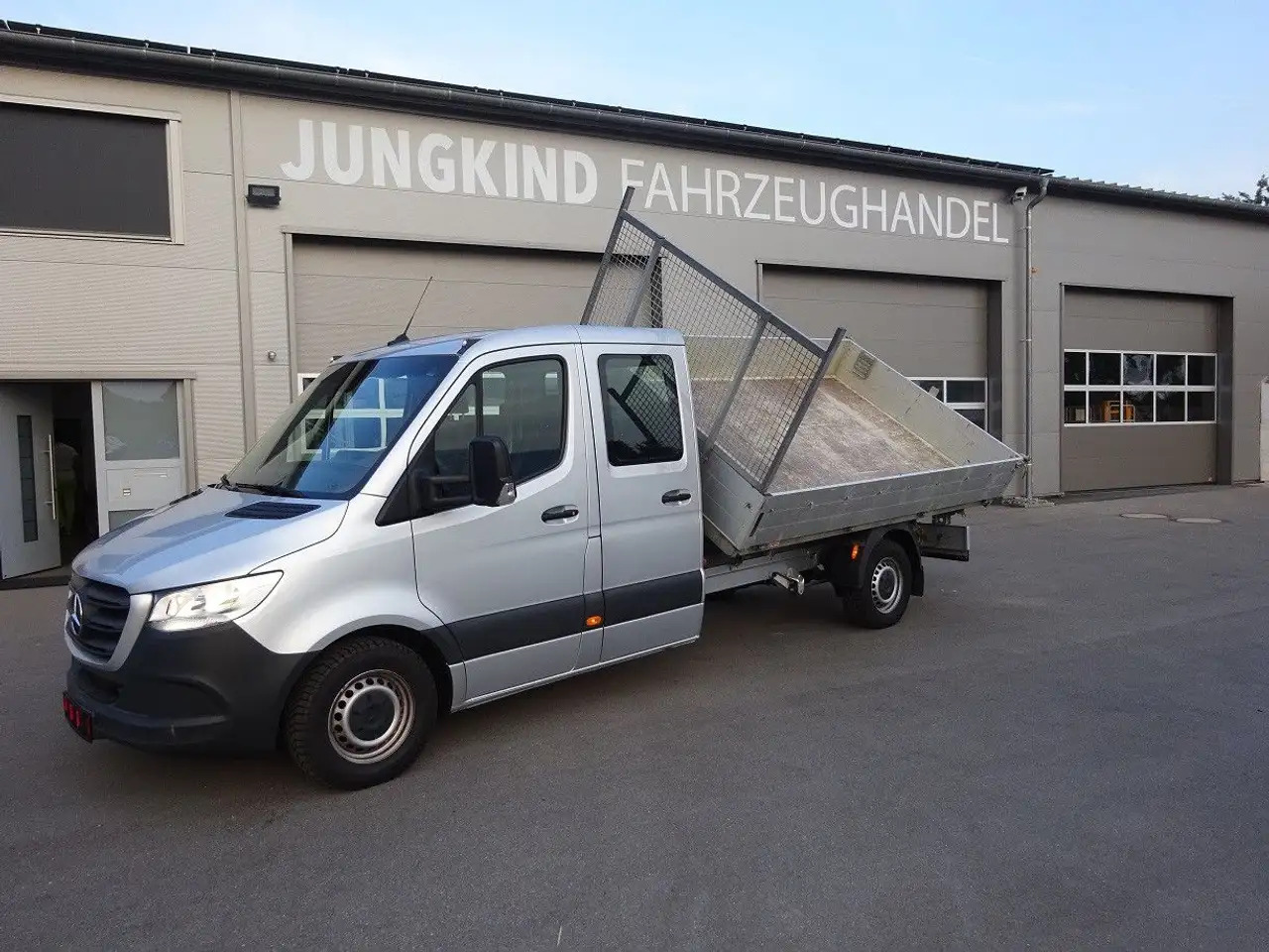 Mercedes-Benz Sprinter 319 CDI DoKa Maxi Kipper AHK 2,8t - Transportbil med tippflak, Dubbelhytt transportbil: bild 3 Mercedes-Benz Sprinter 319 CDI DoKa Maxi Kipper AHK 2,8t - Transportbil med tippflak, Dubbelhytt transportbil: bild 3
