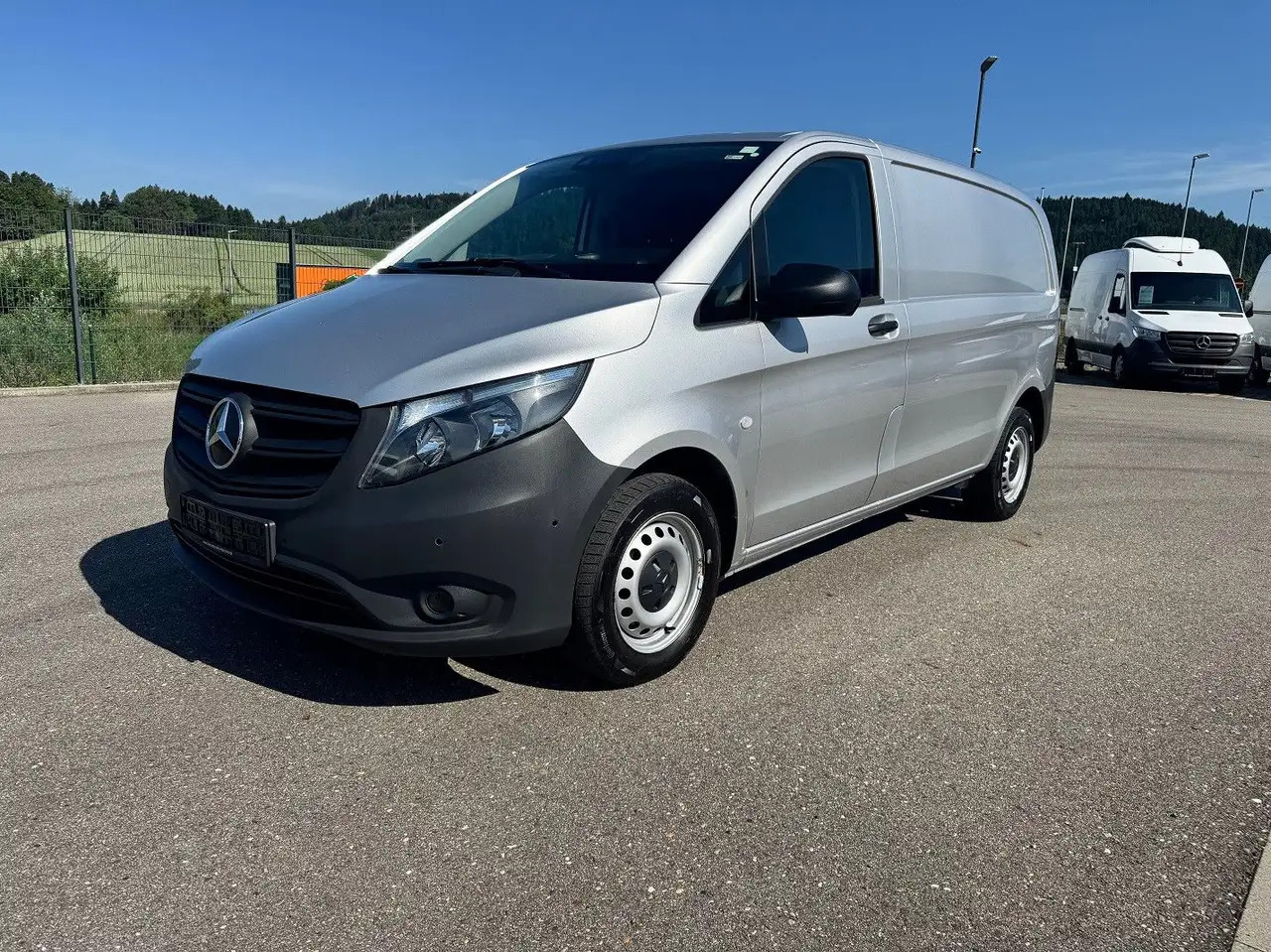 Mercedes-Benz Vito 114 CDI Kompakt Silber Bott - Skåpbil: bild 1 Mercedes-Benz Vito 114 CDI Kompakt Silber Bott - Skåpbil: bild 1