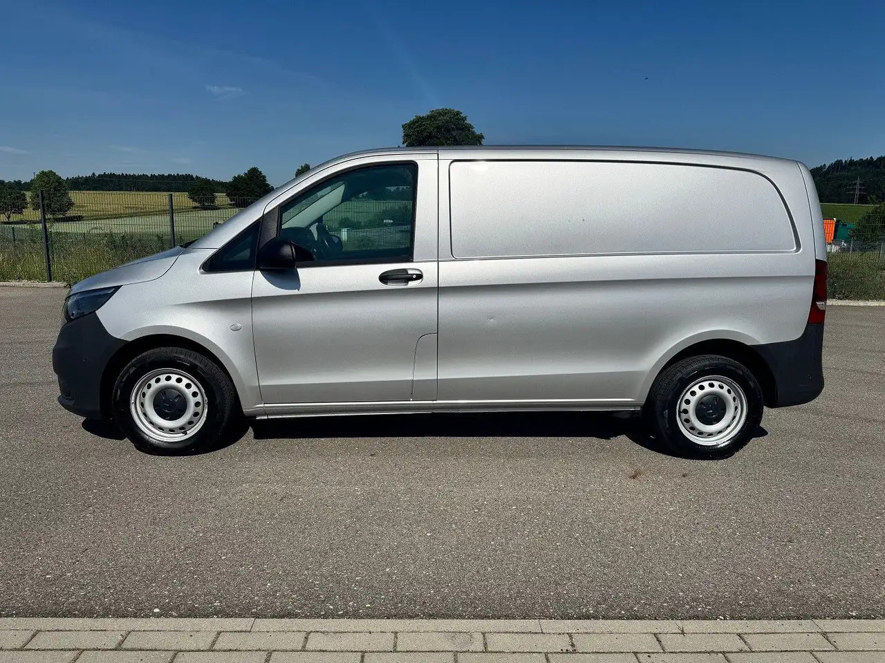 Mercedes-Benz Vito 114 CDI Kompakt Silber Bott - Skåpbil: bild 3 Mercedes-Benz Vito 114 CDI Kompakt Silber Bott - Skåpbil: bild 3