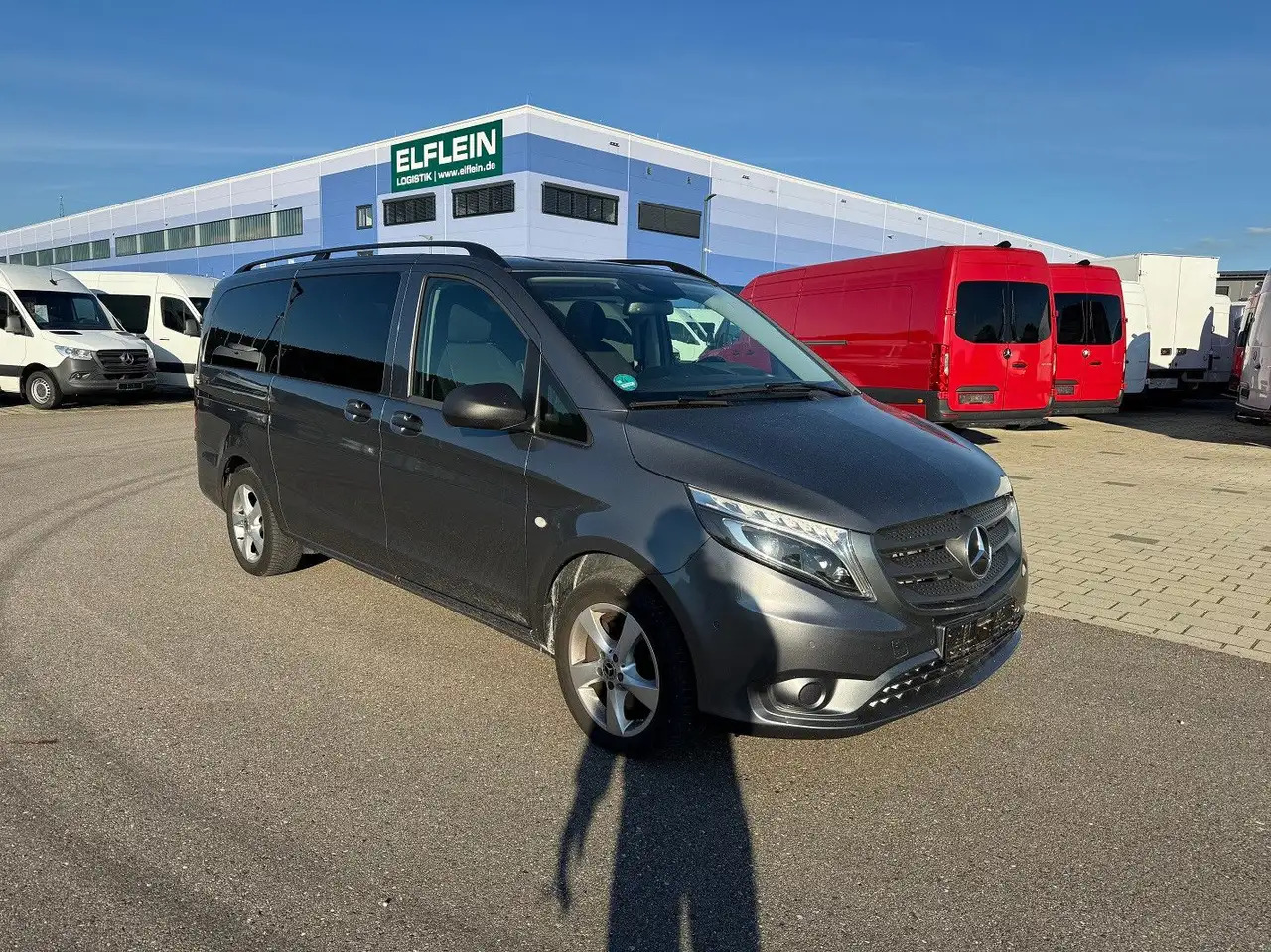 Mercedes-Benz Vito Tourer 119 CDI Edition 4x4 Lang - Personbil: bild 2 Mercedes-Benz Vito Tourer 119 CDI Edition 4x4 Lang - Personbil: bild 2