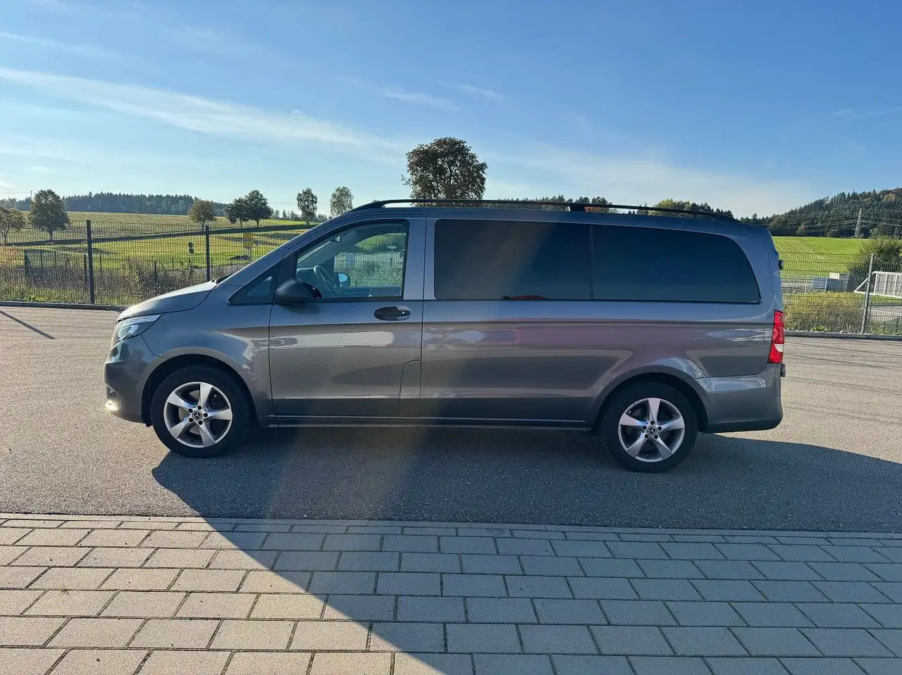 Mercedes-Benz Vito Tourer 119 CDI Edition 4x4 Lang - Personbil: bild 3 Mercedes-Benz Vito Tourer 119 CDI Edition 4x4 Lang - Personbil: bild 3