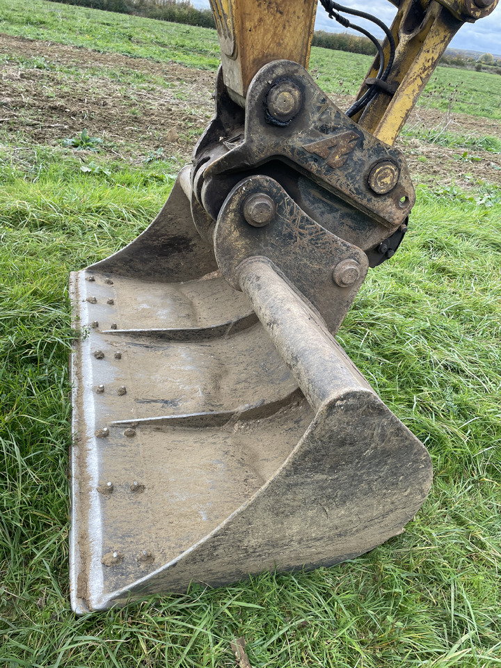 Bandgrävare Komatsu PC210LC-8: bild 16