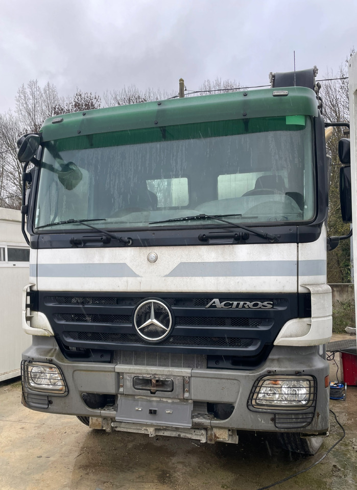 Mercedes Actros 3241 - Betongbil: bild 2 Mercedes Actros 3241 - Betongbil: bild 2