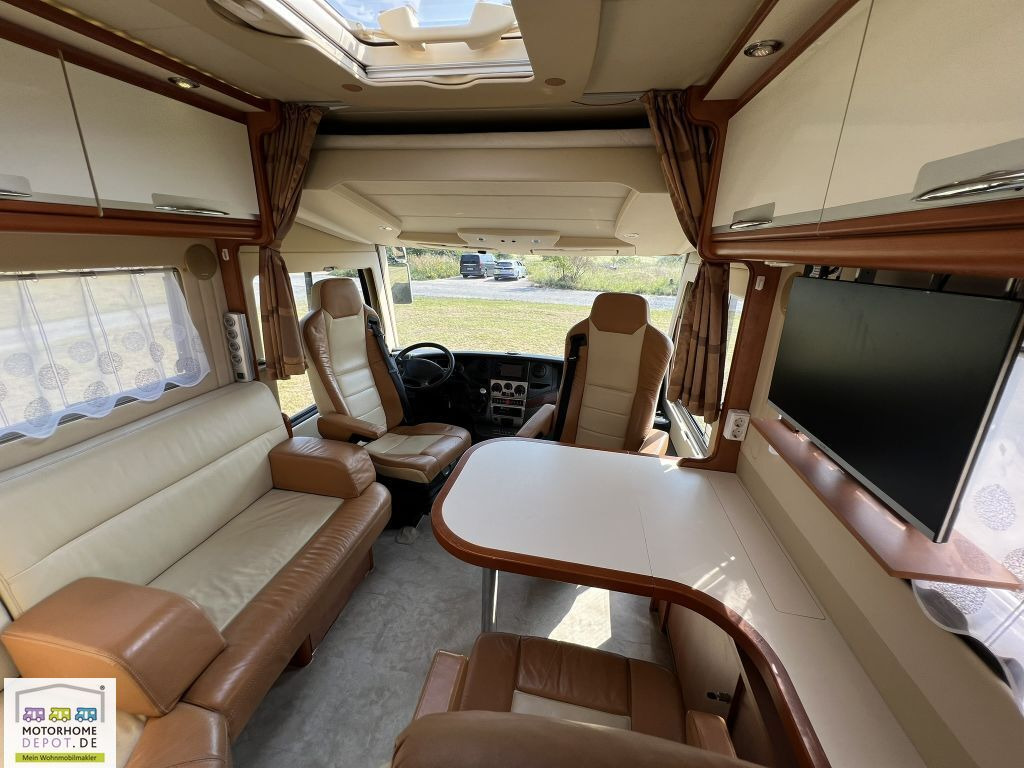 Carthago Liner 62 LE viele Extras - hohe Autarkie - Helintegrerad husbil: bild 4 Carthago Liner 62 LE viele Extras - hohe Autarkie - Helintegrerad husbil: bild 4