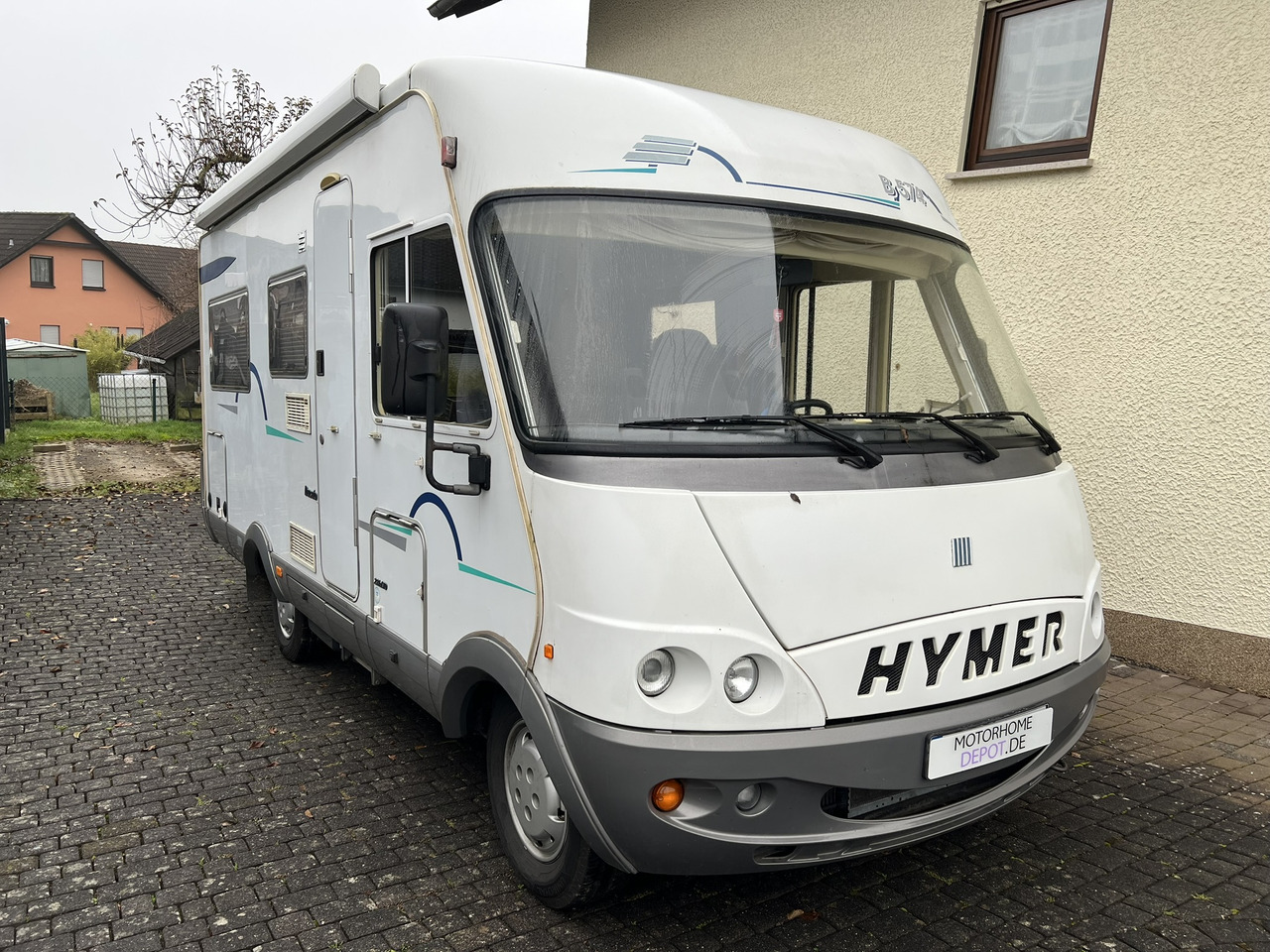 HYMER / ERIBA B-Klasse 574 incl. Hubbett - Markise - 3,85 to - Helintegrerad husbil: bild 1 HYMER / ERIBA B-Klasse 574 incl. Hubbett - Markise - 3,85 to - Helintegrerad husbil: bild 1
