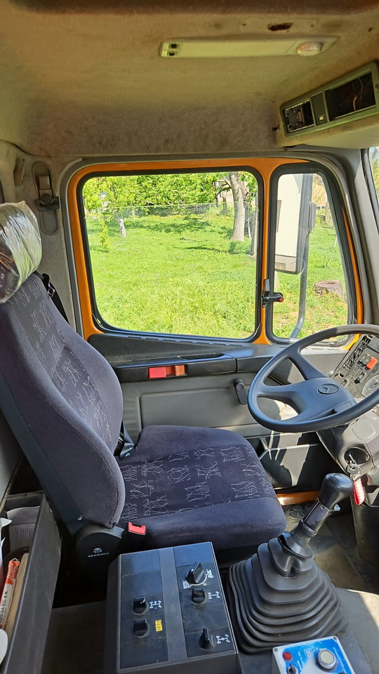 MERCEDES-BENZ 1824 ACTROS SK 4x4 - Tippbil lastbil: bild 5 MERCEDES-BENZ 1824 ACTROS SK 4x4 - Tippbil lastbil: bild 5