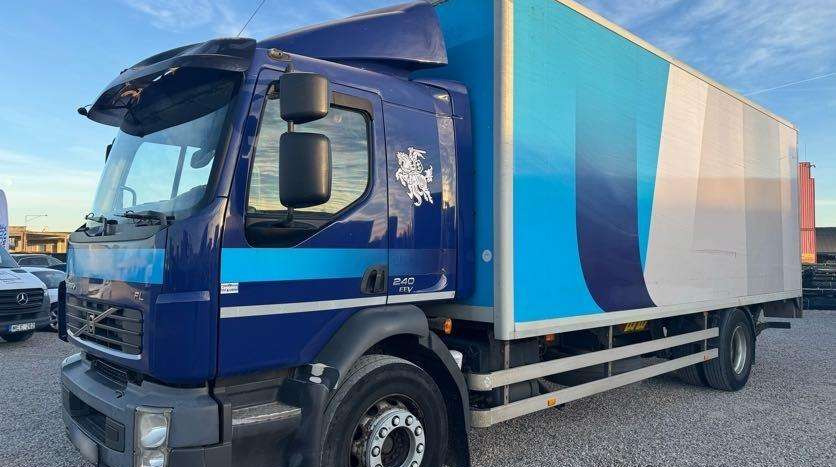 Volvo FL 240 - Kylbil lastbil: bild 1 Volvo FL 240 - Kylbil lastbil: bild 1