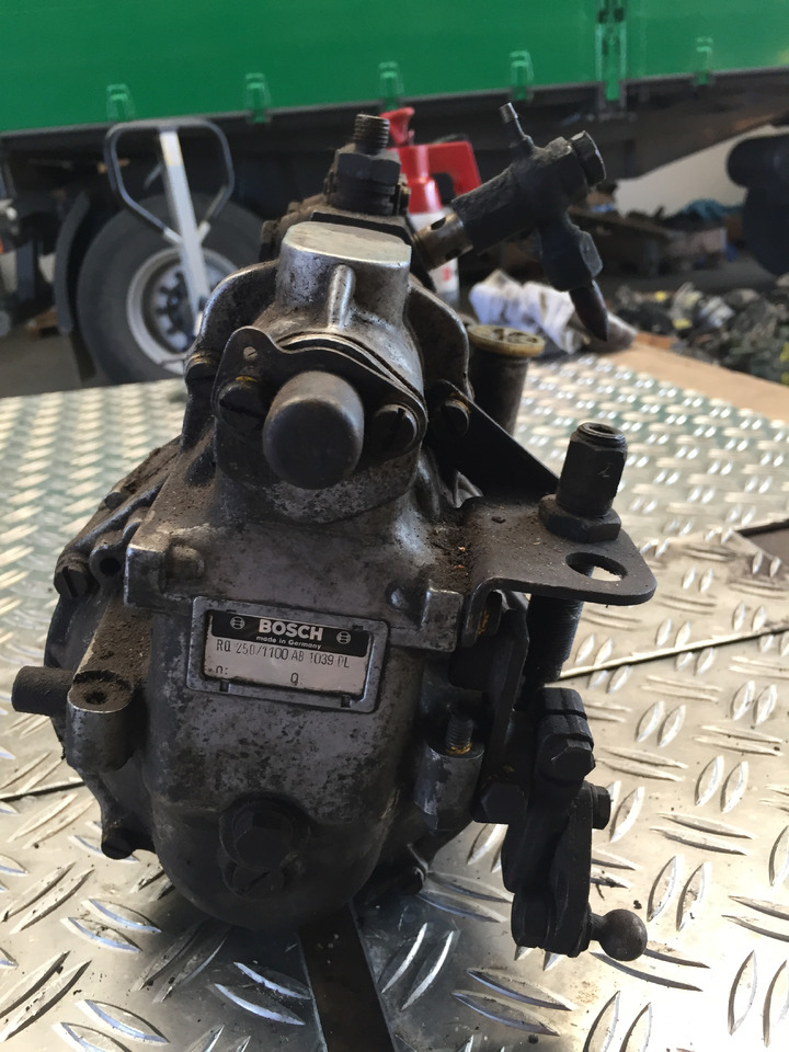 Gebrauchte Einspritzpumpe MAN, Bosch - Nr. : 0 400 845 046 7934 - Bränslepump för Lastbil: bild 2 Gebrauchte Einspritzpumpe MAN, Bosch - Nr. : 0 400 845 046 7934 - Bränslepump för Lastbil: bild 2