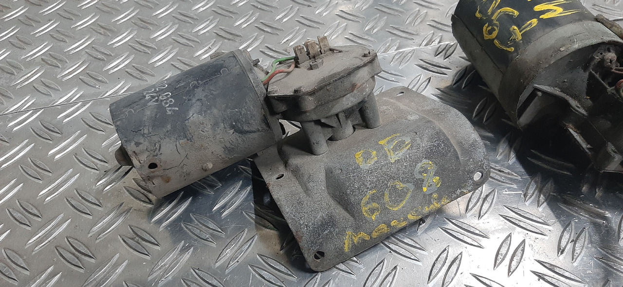 Vindrutetorkare för Lastbil Gebrauchte Scheibenwischer - Motoren, MAN, DB, Artikel - Nr. : 81.99999 - 9999: bild 8