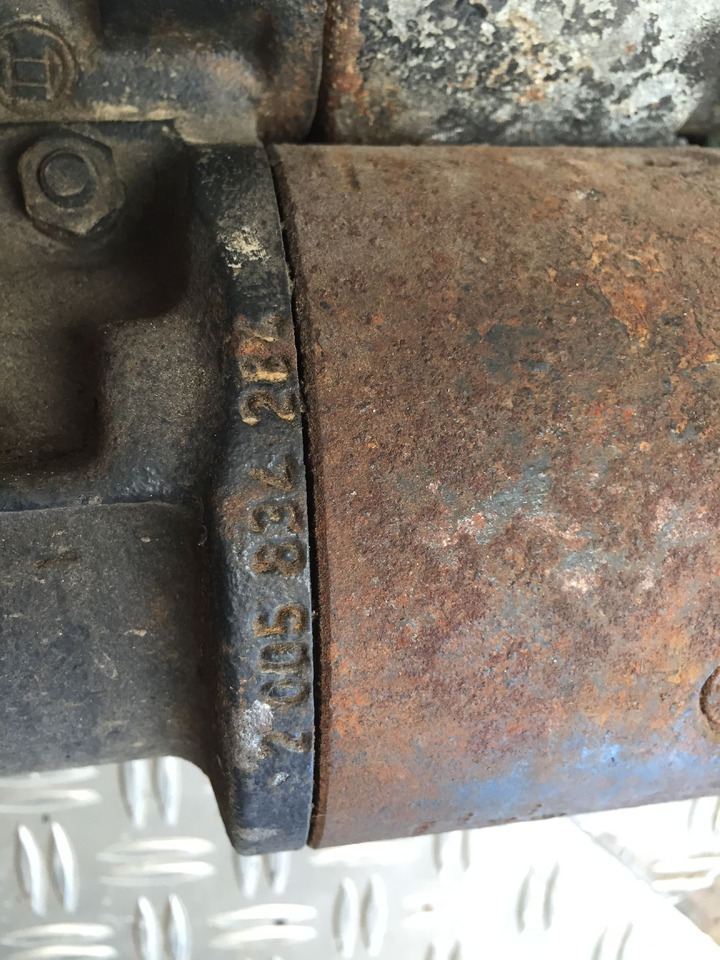 Gebrauchter Anlasser MAN F90, 17.332, Motor Typ : D 0826 LF 02, Artikel - Nr. : 99.99999 - 9999 - Starter för Lastbil: bild 2 Gebrauchter Anlasser MAN F90, 17.332, Motor Typ : D 0826 LF 02, Artikel - Nr. : 99.99999 - 9999 - Starter för Lastbil: bild 2