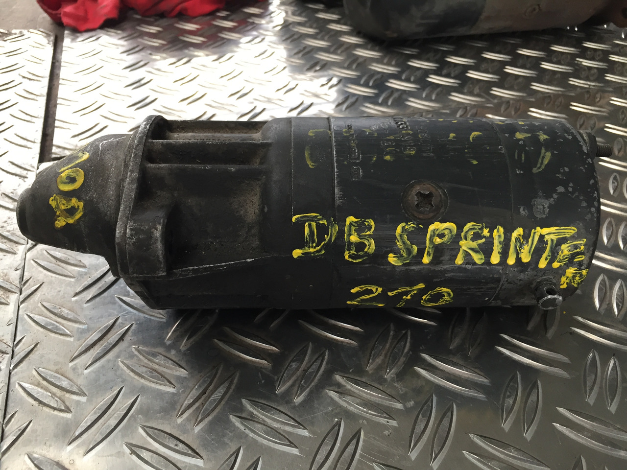 Gebrauchter Anlasser MB Sprinter 210, Motor Typ : OM 601, Artikel - Nr. : A 9999 9999 99 - Starter för Lastbil: bild 1 Gebrauchter Anlasser MB Sprinter 210, Motor Typ : OM 601, Artikel - Nr. : A 9999 9999 99 - Starter för Lastbil: bild 1