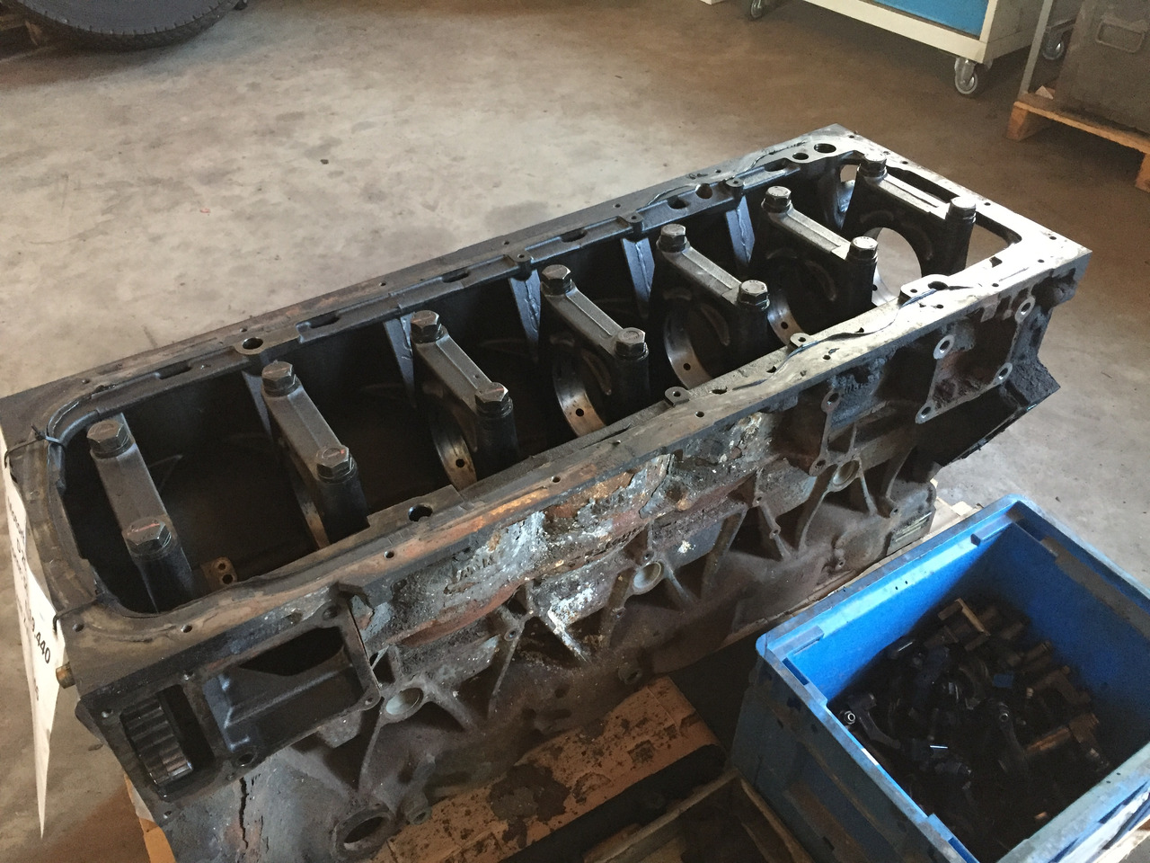 Gebrauchter Motorblock MAN TGA 19.440, Euro 4, Typ : D 2066 LF 31, Artikel - Nr. : 51.01102 - 6432 - Cylinderblock för Lastbil: bild 5 Gebrauchter Motorblock MAN TGA 19.440, Euro 4, Typ : D 2066 LF 31, Artikel - Nr. : 51.01102 - 6432 - Cylinderblock för Lastbil: bild 5