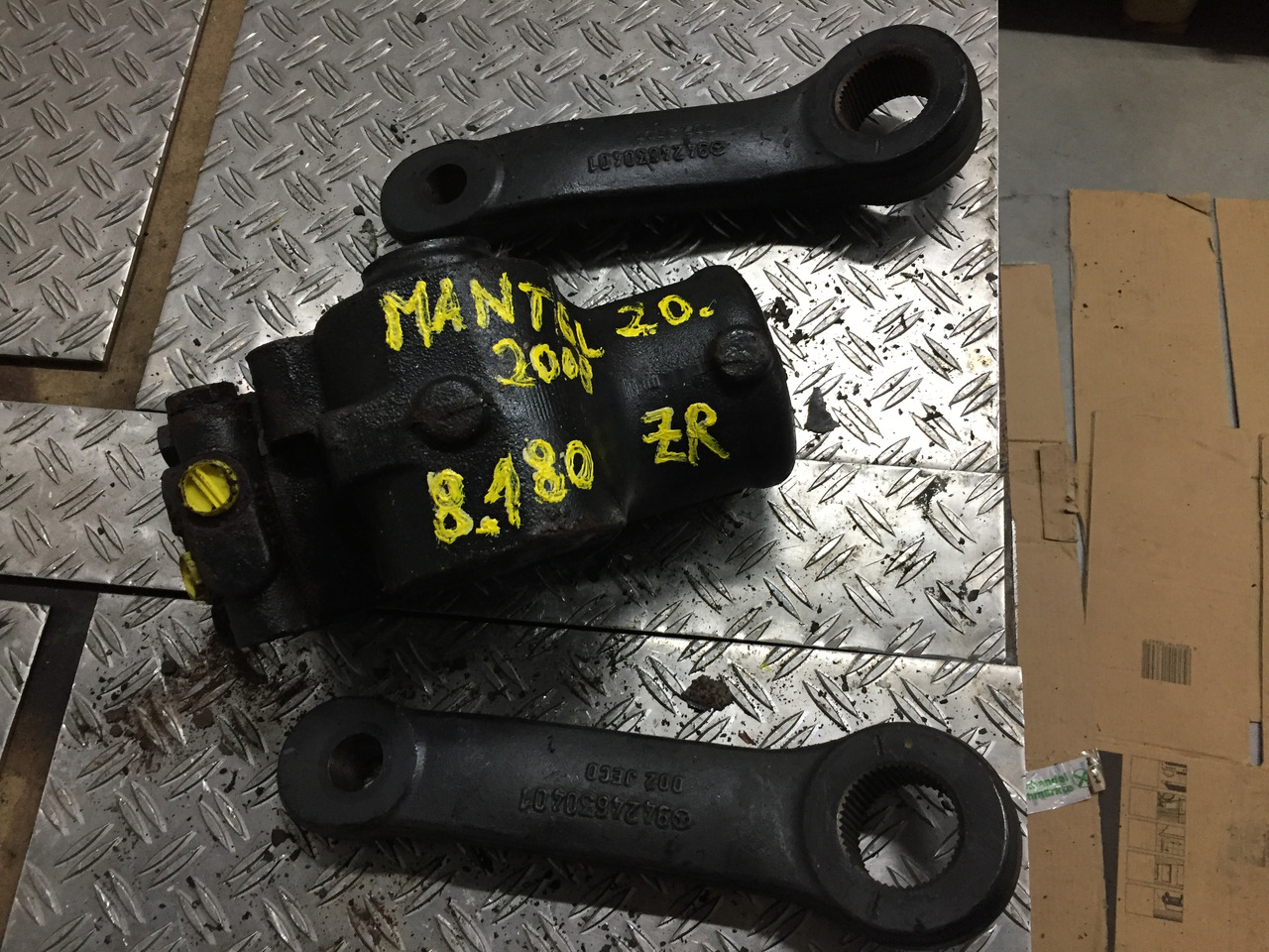 Styrväxel för Lastbil Gebrauchtes Lenkgetriebe MAN TGL, 8.180, Artikel - Nr.: 81.9999 - 9999: bild 8 Styrväxel för Lastbil Gebrauchtes Lenkgetriebe MAN TGL, 8.180, Artikel - Nr.: 81.9999 - 9999: bild 8