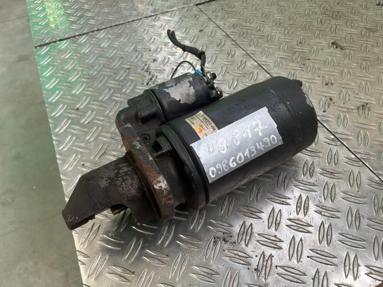 Neuwertiger Anlasser, DB 817 Motor Typ OM 366 LA, Bosch, Artikel - Nr. : 0986013490 - Starter för Lastbil: bild 4 Neuwertiger Anlasser, DB 817 Motor Typ OM 366 LA, Bosch, Artikel - Nr. : 0986013490 - Starter för Lastbil: bild 4