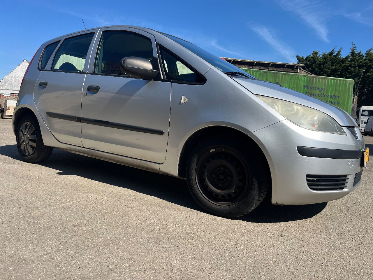 Mitsubishi Colt 1.3 Airco - Personbil: bild 4 Mitsubishi Colt 1.3 Airco - Personbil: bild 4