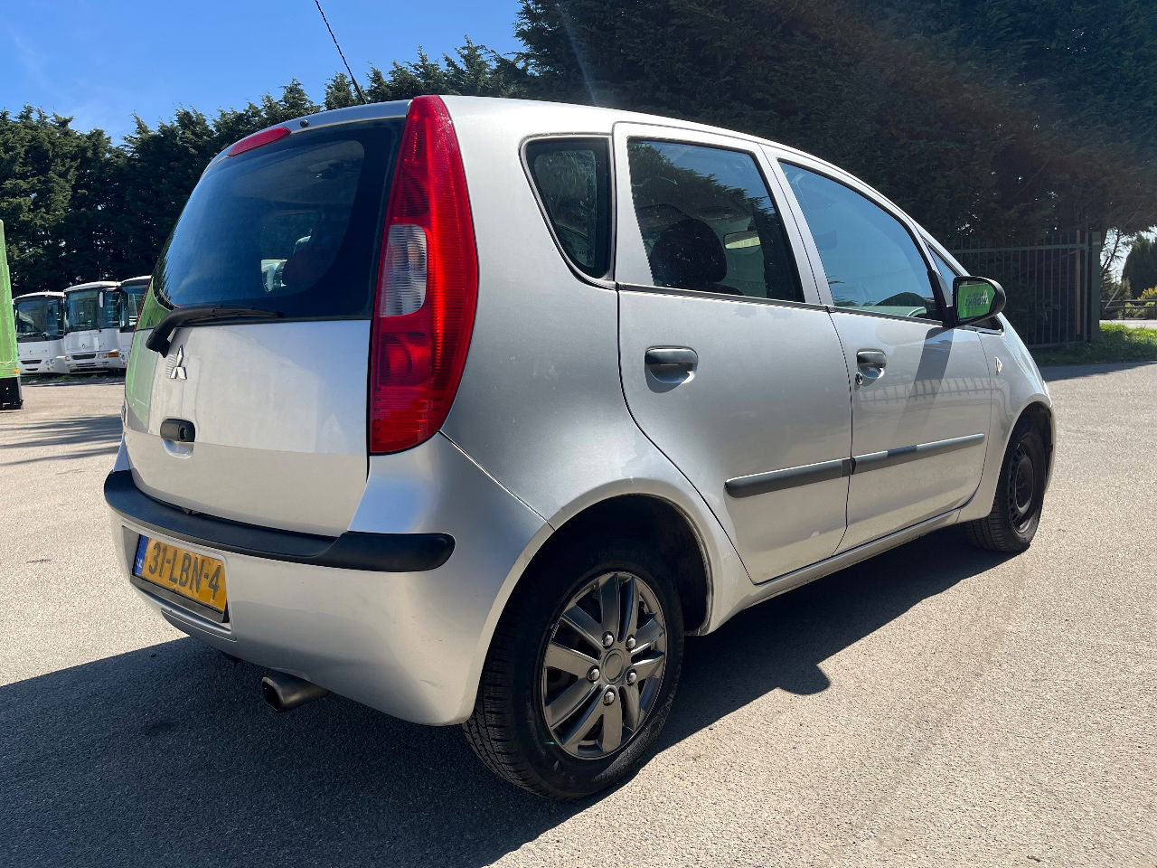 Mitsubishi Colt 1.3 Airco - Personbil: bild 3 Mitsubishi Colt 1.3 Airco - Personbil: bild 3