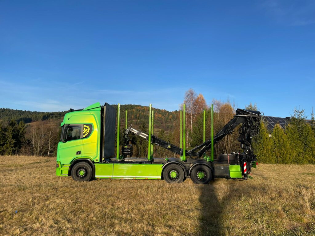 SCANIA 650 „BANDZIOR” - Timmerbil, Kranbil: bild 5 SCANIA 650 „BANDZIOR” - Timmerbil, Kranbil: bild 5