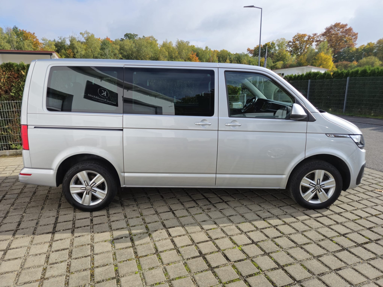 VOLKSWAGEN T6.1 Caravelle 4Motion/Automatik/Kamera/App-Con. - Persontransport: bild 4 VOLKSWAGEN T6.1 Caravelle 4Motion/Automatik/Kamera/App-Con. - Persontransport: bild 4