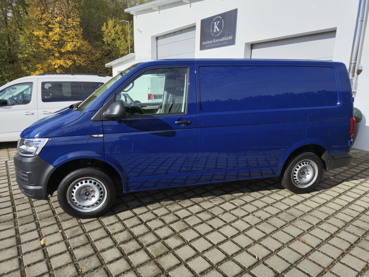 VOLKSWAGEN T6 Transporter Kasten-Kombi 4Motion/Navi/LED - Skåpbil: bild 3 VOLKSWAGEN T6 Transporter Kasten-Kombi 4Motion/Navi/LED - Skåpbil: bild 3