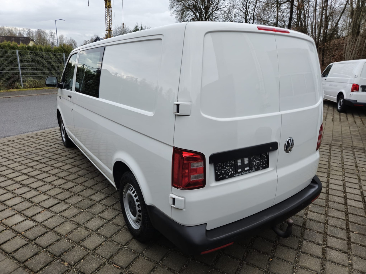 VOLKSWAGEN T6 Transporter Mixto LR 6-Sitzer/Standheiz./PDC - Skåpbil: bild 5 VOLKSWAGEN T6 Transporter Mixto LR 6-Sitzer/Standheiz./PDC - Skåpbil: bild 5