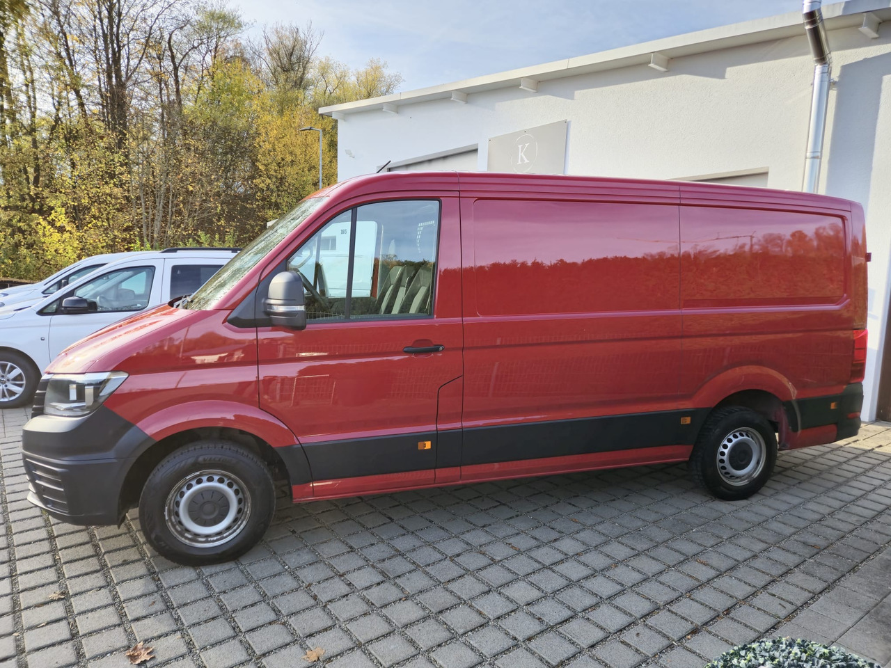Volkswagen Crafter Kasten 35 FWD mittellang/Kamera/Navi/App - Skåpbil: bild 3 Volkswagen Crafter Kasten 35 FWD mittellang/Kamera/Navi/App - Skåpbil: bild 3
