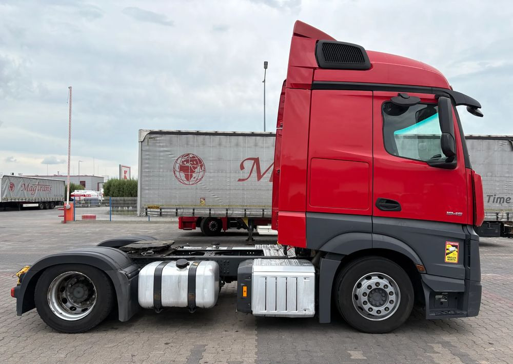 Dragbil Mercedes-Benz ACTROS 1845: bild 8