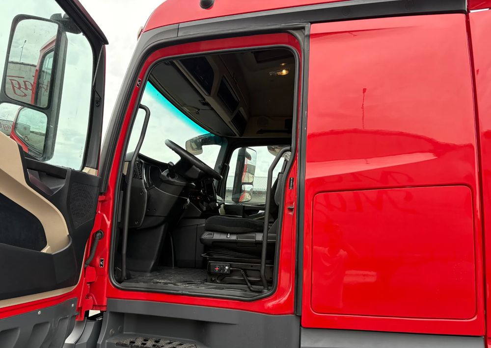 Dragbil Mercedes-Benz ACTROS 1845: bild 13