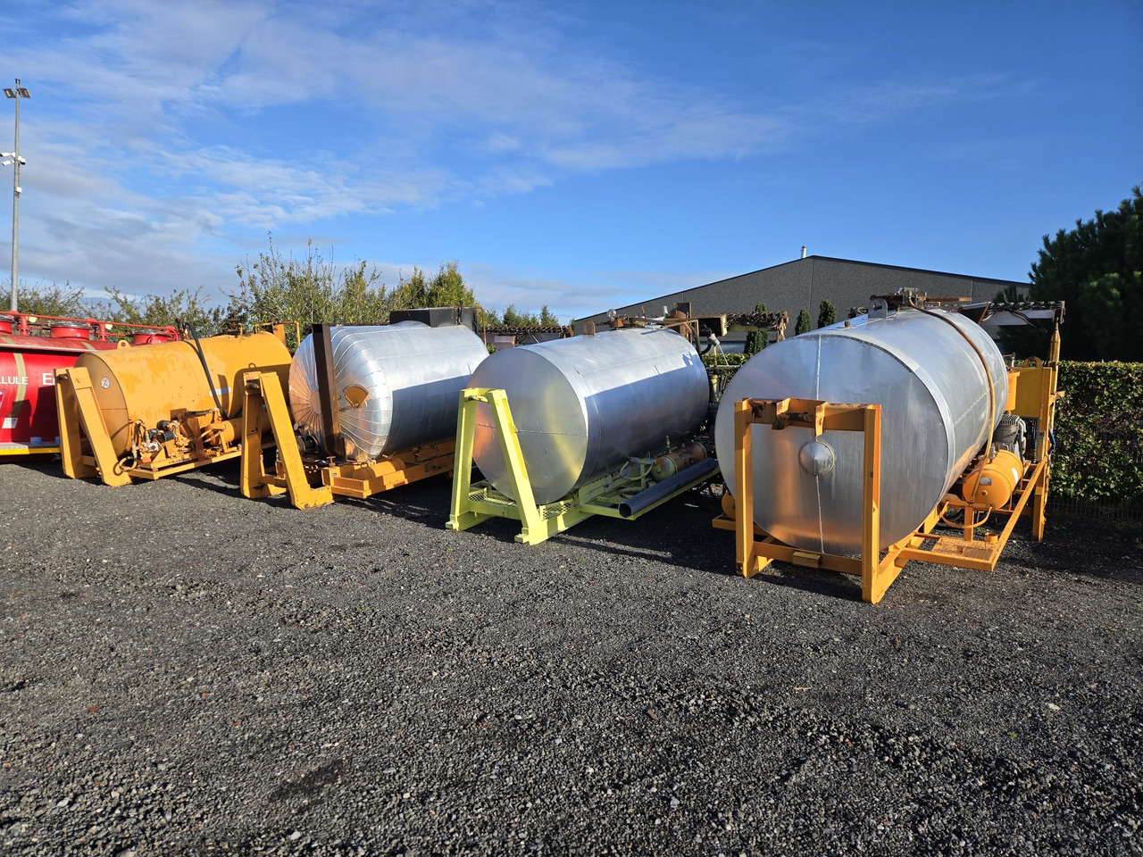 RINCHEVAL SECMAIR MAUGUIN - Bitumenspridare: bild 1 RINCHEVAL SECMAIR MAUGUIN - Bitumenspridare: bild 1