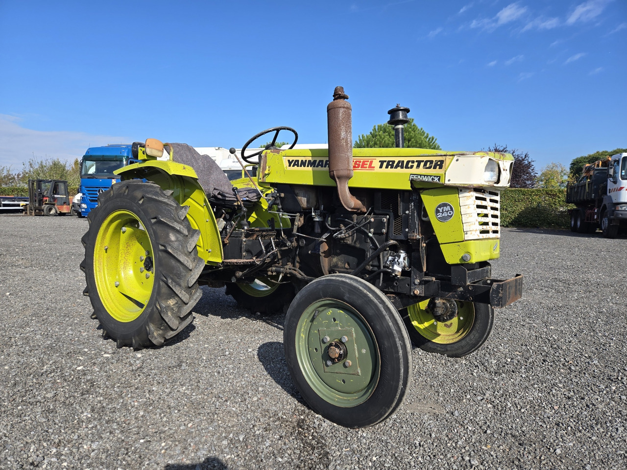 Yanmar YM240 - Minitraktor: bild 1 Yanmar YM240 - Minitraktor: bild 1