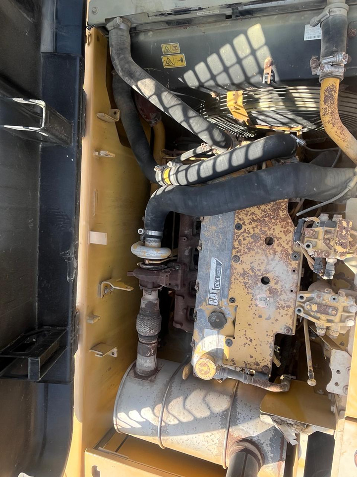 CATERPILLAR 323DL - Bandgrävare: bild 4 CATERPILLAR 323DL - Bandgrävare: bild 4