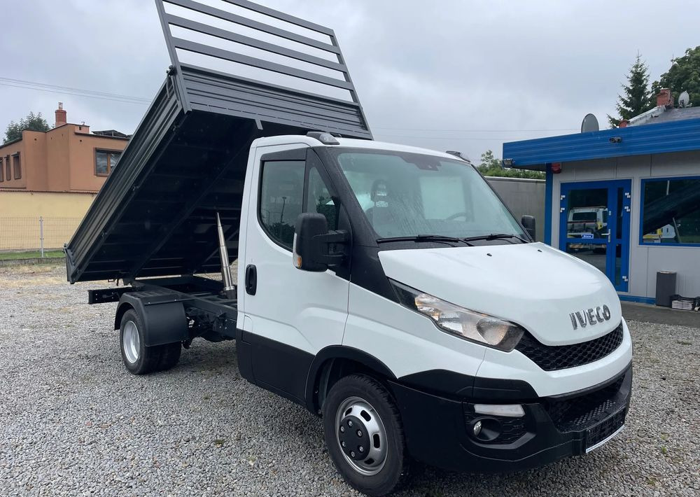 Iveco Daily 40C17 Wywrotka 3,60m 2014r - Transportbil med tippflak: bild 3 Iveco Daily 40C17 Wywrotka 3,60m 2014r - Transportbil med tippflak: bild 3