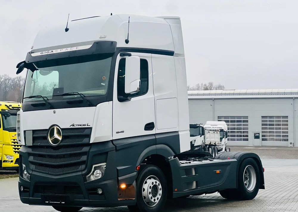Mercedes-Benz ACTROS 1845 GIGASPACE - Dragbil: bild 2 Mercedes-Benz ACTROS 1845 GIGASPACE - Dragbil: bild 2