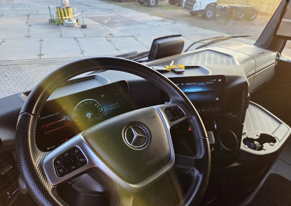 Mercedes-Benz Actros 1845/ Retarder olejowy/Klima Postojowa / Aktywny tempomat ACC/ - Dragbil: bild 5 Mercedes-Benz Actros 1845/ Retarder olejowy/Klima Postojowa / Aktywny tempomat ACC/ - Dragbil: bild 5