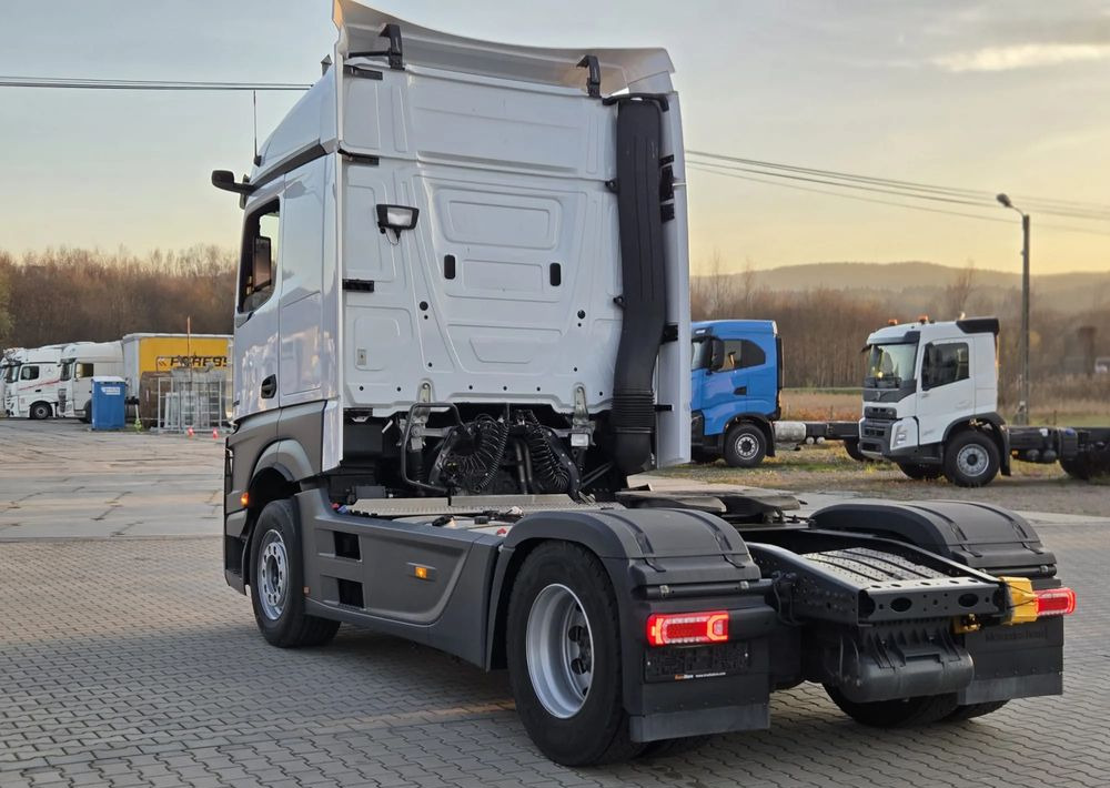 Mercedes-Benz Actros 1845/ Retarder olejowy/Klima Postojowa / Aktywny tempomat ACC/ - Dragbil: bild 4 Mercedes-Benz Actros 1845/ Retarder olejowy/Klima Postojowa / Aktywny tempomat ACC/ - Dragbil: bild 4