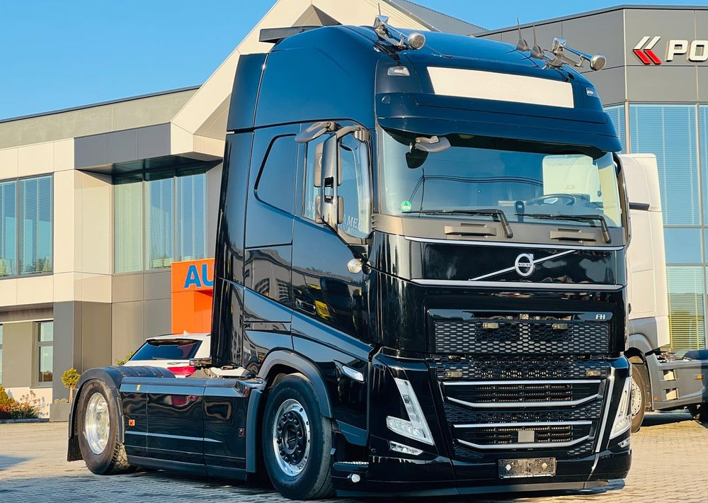 Volvo FH 500 / EURO 6 / RETARDER / 12/2022 / ACC / CAŁE NA PODUCHACH / KLIMA POSTOJOWA / NAVIGACJA / - Dragbil: bild 1 Volvo FH 500 / EURO 6 / RETARDER / 12/2022 / ACC / CAŁE NA PODUCHACH / KLIMA POSTOJOWA / NAVIGACJA / - Dragbil: bild 1