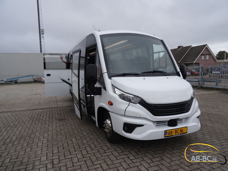 Iveco Aveuro Tourna 35 Seats EURO 6 - Turistbuss: bild 3 Iveco Aveuro Tourna 35 Seats EURO 6 - Turistbuss: bild 3