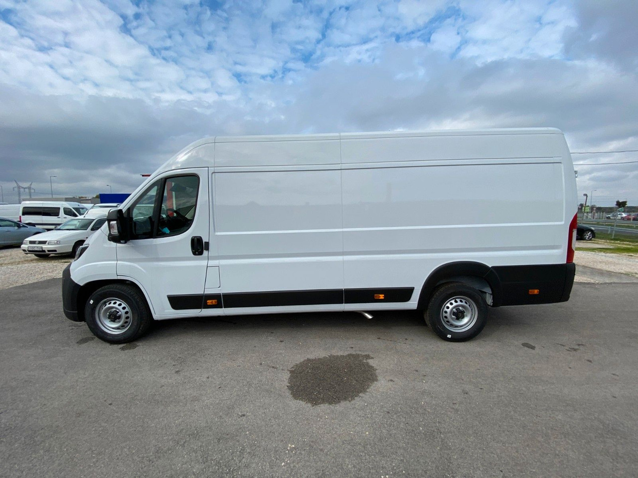 Citroën Jumper Kasten Hochraum 35 L4H2 Heavy BlueHDi 180 - Skåpbil: bild 3 Citroën Jumper Kasten Hochraum 35 L4H2 Heavy BlueHDi 180 - Skåpbil: bild 3