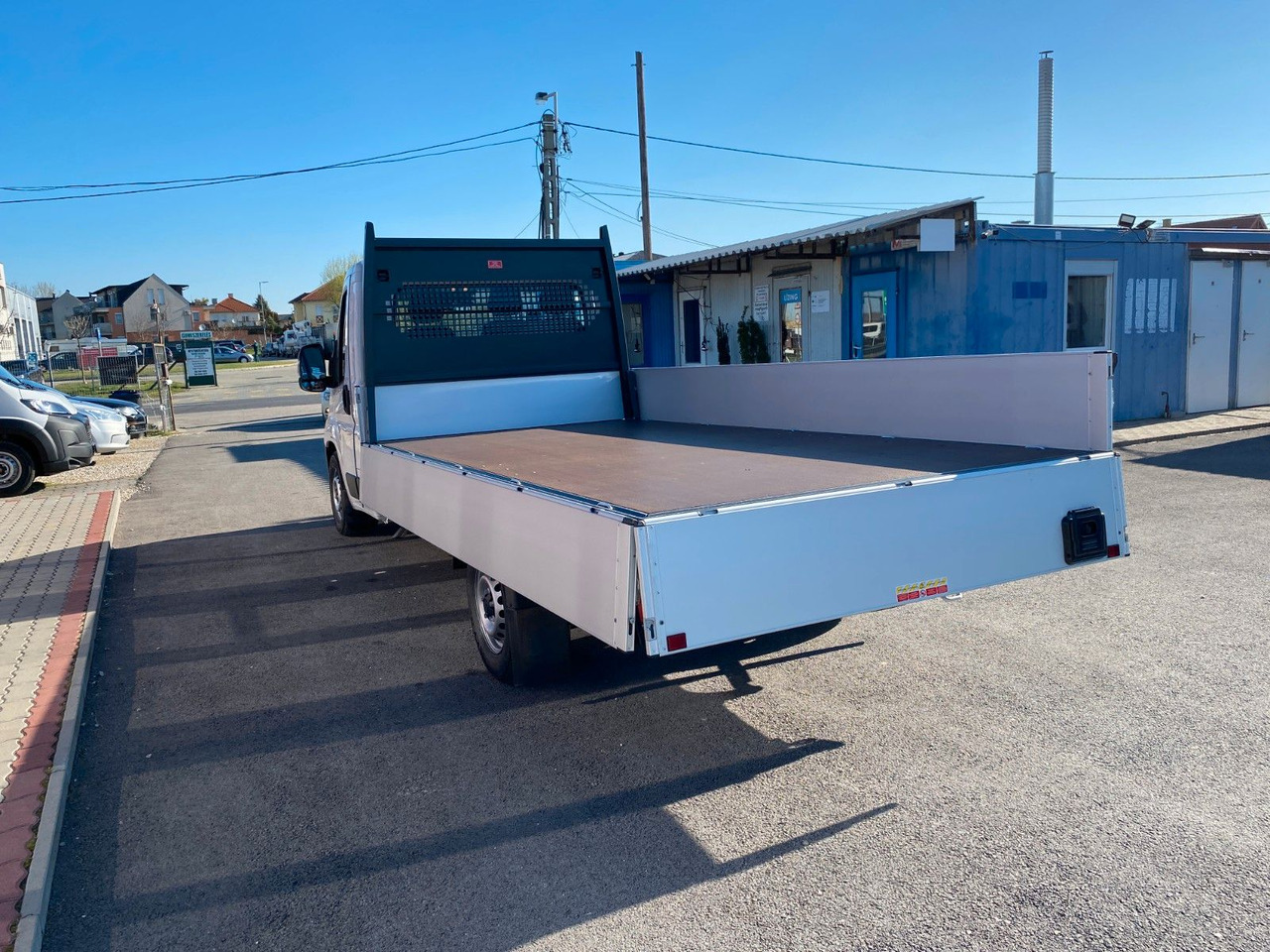 Fiat DUCATO XLWB MAXI PRITSCHE - Transportbil med flak: bild 4 Fiat DUCATO XLWB MAXI PRITSCHE - Transportbil med flak: bild 4