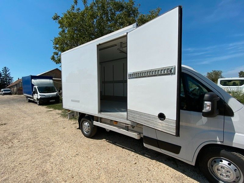 Interior photo 1: Ny Kylbil Peugeot Boxer L2 Heavy Kühlkoffer Peugeot Boxer L2 Heavy Kühlkoffer