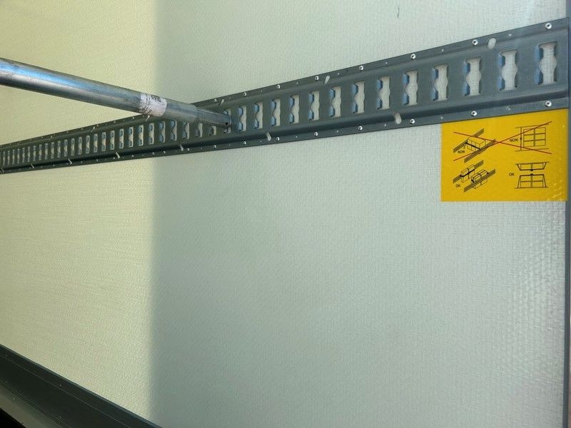 Volkswagen Crafter Koffer - Volymskåp: bild 4 Volkswagen Crafter Koffer - Volymskåp: bild 4