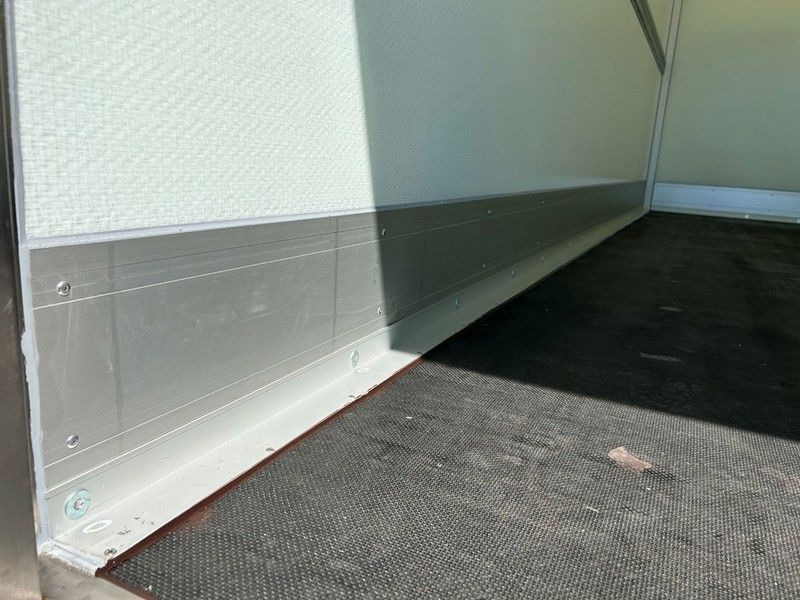 Volkswagen Crafter Koffer - Volymskåp: bild 3 Volkswagen Crafter Koffer - Volymskåp: bild 3