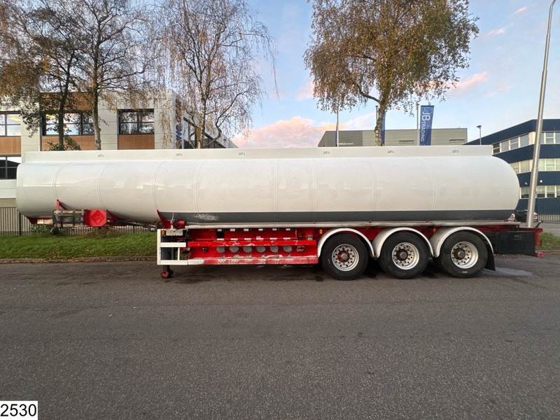 HEIL Fuel 44814 Liter, 6 Compartments - Tanktrailer: bild 2 HEIL Fuel 44814 Liter, 6 Compartments - Tanktrailer: bild 2
