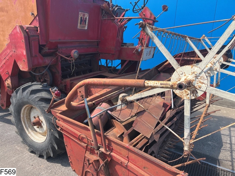 International 851 Mc Cormick International 851 - Skördetröska: bild 5 International 851 Mc Cormick International 851 - Skördetröska: bild 5