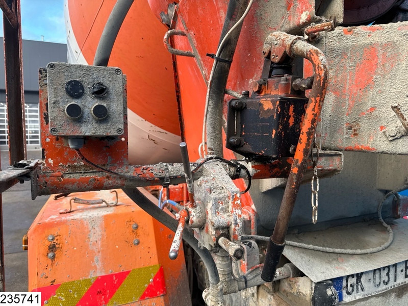 Betongbil MAN 27 293 6x4, Manual transmission, Steel suspension: bild 12