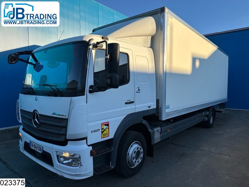 Mercedes-Benz Atego 1321 EURO 6, Dhollandia - Lastbil med skåp: bild 1 Mercedes-Benz Atego 1321 EURO 6, Dhollandia - Lastbil med skåp: bild 1